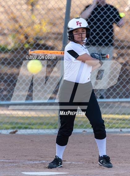 Thumbnail 1 in Foothill Tech @ Thousand Oaks photogallery.