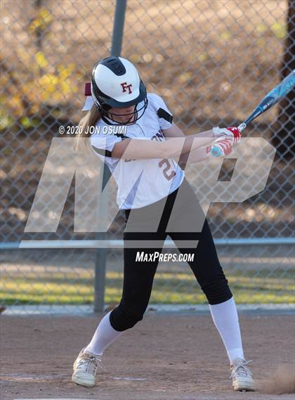 Thumbnail 2 in Foothill Tech @ Thousand Oaks photogallery.
