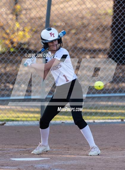 Thumbnail 1 in Foothill Tech @ Thousand Oaks photogallery.