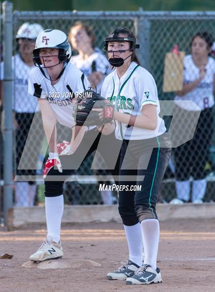 Thumbnail 3 in Foothill Tech @ Thousand Oaks photogallery.
