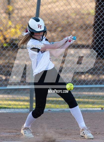 Thumbnail 2 in Foothill Tech @ Thousand Oaks photogallery.