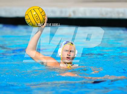 Thumbnail 2 in Grossmont @ La Jolla photogallery.