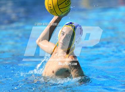 Thumbnail 2 in Grossmont @ La Jolla photogallery.