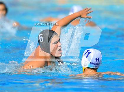 Thumbnail 2 in Grossmont @ La Jolla photogallery.