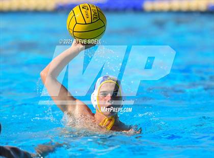 Thumbnail 1 in Grossmont @ La Jolla photogallery.