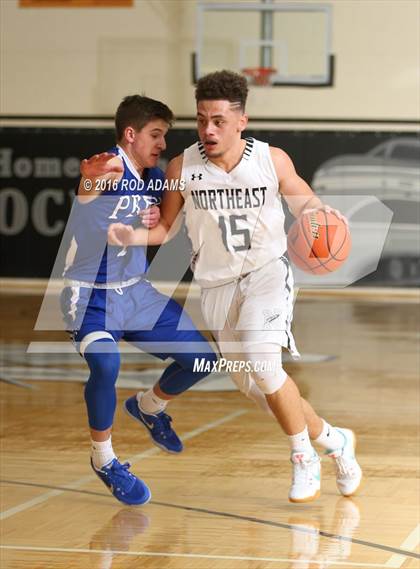 Thumbnail 1 in Lincoln Northeast vs. Creighton Prep photogallery.