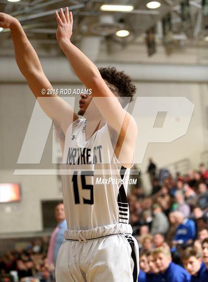 Thumbnail 1 in Lincoln Northeast vs. Creighton Prep photogallery.