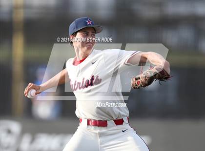 Thumbnail 1 in Bob Jones vs. IMG Academy photogallery.