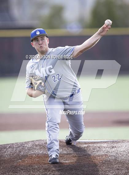 Thumbnail 3 in Bob Jones vs. IMG Academy photogallery.