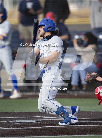 Thumbnail 3 in Bob Jones vs. IMG Academy photogallery.
