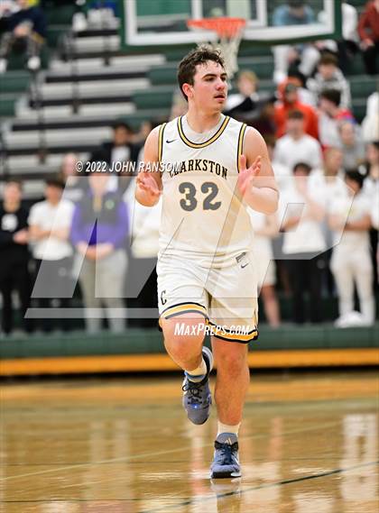 Thumbnail 2 in Clarkston vs. Adams (MHSAA D1 Regional Semifinal) photogallery.