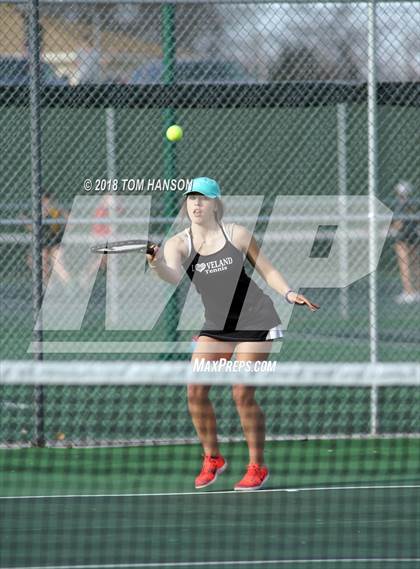 Thumbnail 3 in Thompson Valley vs Loveland photogallery.