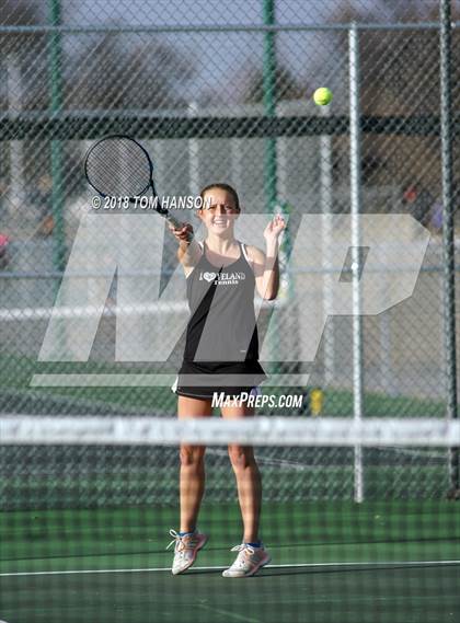 Thumbnail 2 in Thompson Valley vs Loveland photogallery.