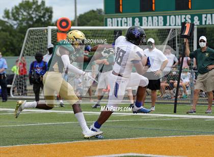 Thumbnail 3 in Trinity Christian @ Knoxville Catholic photogallery.