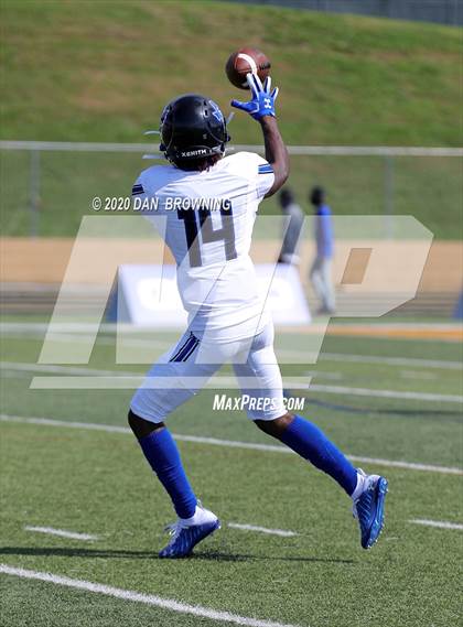 Thumbnail 1 in Trinity Christian @ Knoxville Catholic photogallery.
