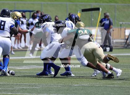 Thumbnail 3 in Trinity Christian @ Knoxville Catholic photogallery.