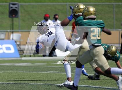 Thumbnail 3 in Trinity Christian @ Knoxville Catholic photogallery.