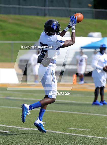 Thumbnail 3 in Trinity Christian @ Knoxville Catholic photogallery.