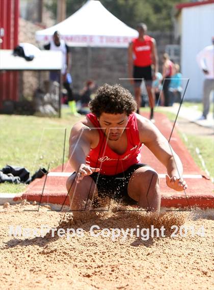 Thumbnail 3 in Southwest Oklahoma Invitational Track Meet  photogallery.