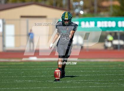 Thumbnail 3 in Patrick Henry vs. University City (CIF SDS D4 Championship) photogallery.