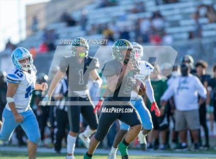 Thumbnail 3 in Patrick Henry vs. University City (CIF SDS D4 Championship) photogallery.