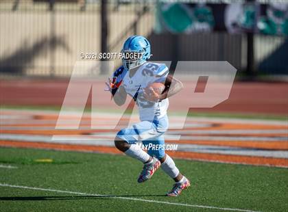 Thumbnail 2 in Patrick Henry vs. University City (CIF SDS D4 Championship) photogallery.