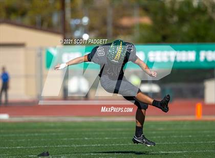 Thumbnail 2 in Patrick Henry vs. University City (CIF SDS D4 Championship) photogallery.