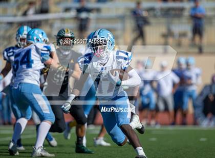 Thumbnail 3 in Patrick Henry vs. University City (CIF SDS D4 Championship) photogallery.