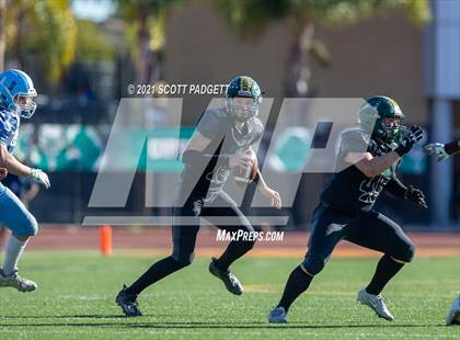 Thumbnail 2 in Patrick Henry vs. University City (CIF SDS D4 Championship) photogallery.