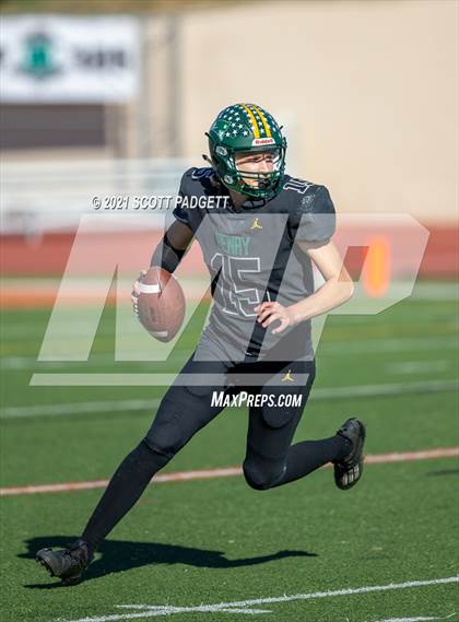Thumbnail 2 in Patrick Henry vs. University City (CIF SDS D4 Championship) photogallery.