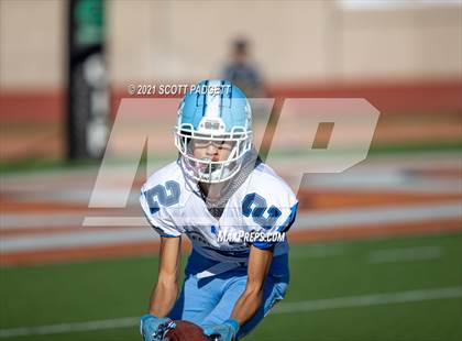 Thumbnail 2 in Patrick Henry vs. University City (CIF SDS D4 Championship) photogallery.