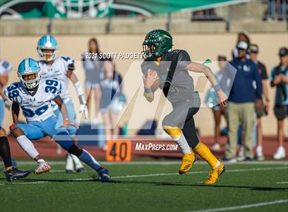Thumbnail 3 in Patrick Henry vs. University City (CIF SDS D4 Championship) photogallery.