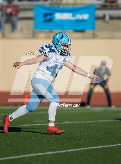Thumbnail 2 in Patrick Henry vs. University City (CIF SDS D4 Championship) photogallery.