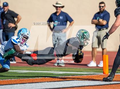 Thumbnail 3 in Patrick Henry vs. University City (CIF SDS D4 Championship) photogallery.