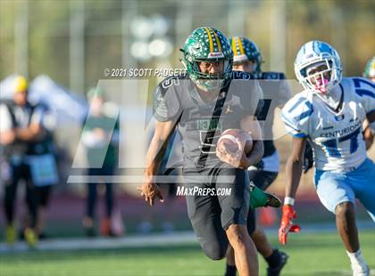 Thumbnail 3 in Patrick Henry vs. University City (CIF SDS D4 Championship) photogallery.