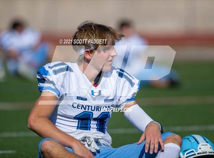 Thumbnail 3 in Patrick Henry vs. University City (CIF SDS D4 Championship) photogallery.