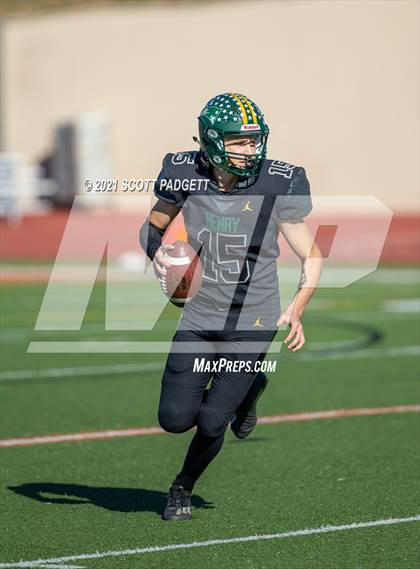 Thumbnail 3 in Patrick Henry vs. University City (CIF SDS D4 Championship) photogallery.