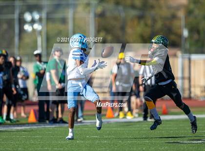 Thumbnail 3 in Patrick Henry vs. University City (CIF SDS D4 Championship) photogallery.