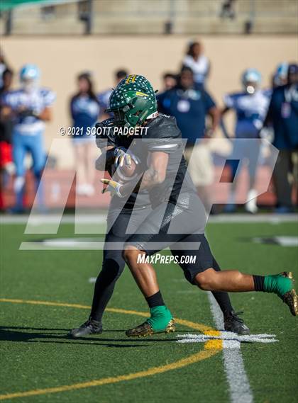 Thumbnail 1 in Patrick Henry vs. University City (CIF SDS D4 Championship) photogallery.