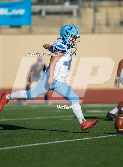 Thumbnail 1 in Patrick Henry vs. University City (CIF SDS D4 Championship) photogallery.