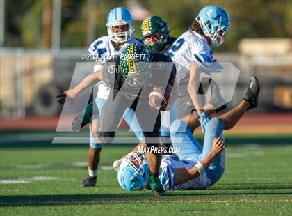 Thumbnail 2 in Patrick Henry vs. University City (CIF SDS D4 Championship) photogallery.