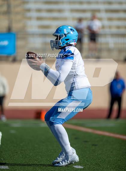 Thumbnail 2 in Patrick Henry vs. University City (CIF SDS D4 Championship) photogallery.