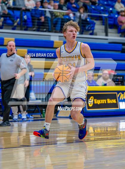 Thumbnail 2 in Sheridan vs Bergman (Lendel Thomas Classic) photogallery.
