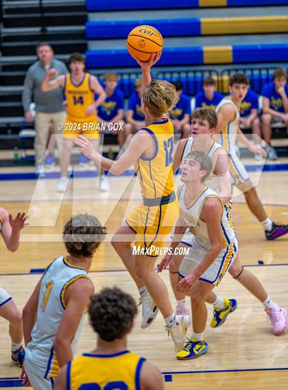 Thumbnail 1 in Sheridan vs Bergman (Lendel Thomas Classic) photogallery.