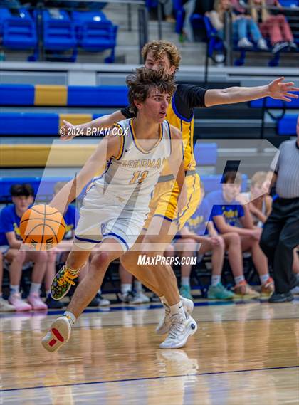 Thumbnail 2 in Sheridan vs Bergman (Lendel Thomas Classic) photogallery.