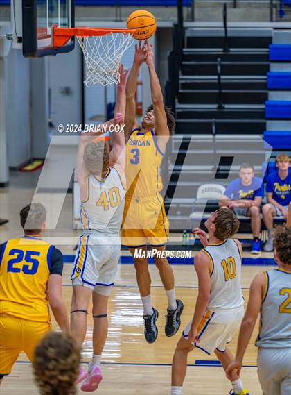 Thumbnail 3 in Sheridan vs Bergman (Lendel Thomas Classic) photogallery.