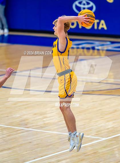 Thumbnail 2 in Sheridan vs Bergman (Lendel Thomas Classic) photogallery.