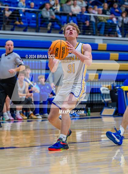 Thumbnail 3 in Sheridan vs Bergman (Lendel Thomas Classic) photogallery.
