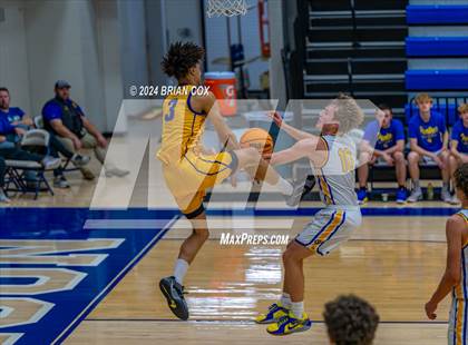 Thumbnail 2 in Sheridan vs Bergman (Lendel Thomas Classic) photogallery.