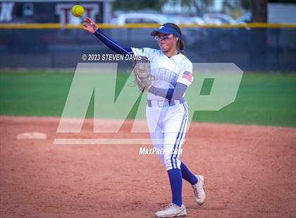 Thumbnail 3 in Piedra Vista vs. Cienega photogallery.